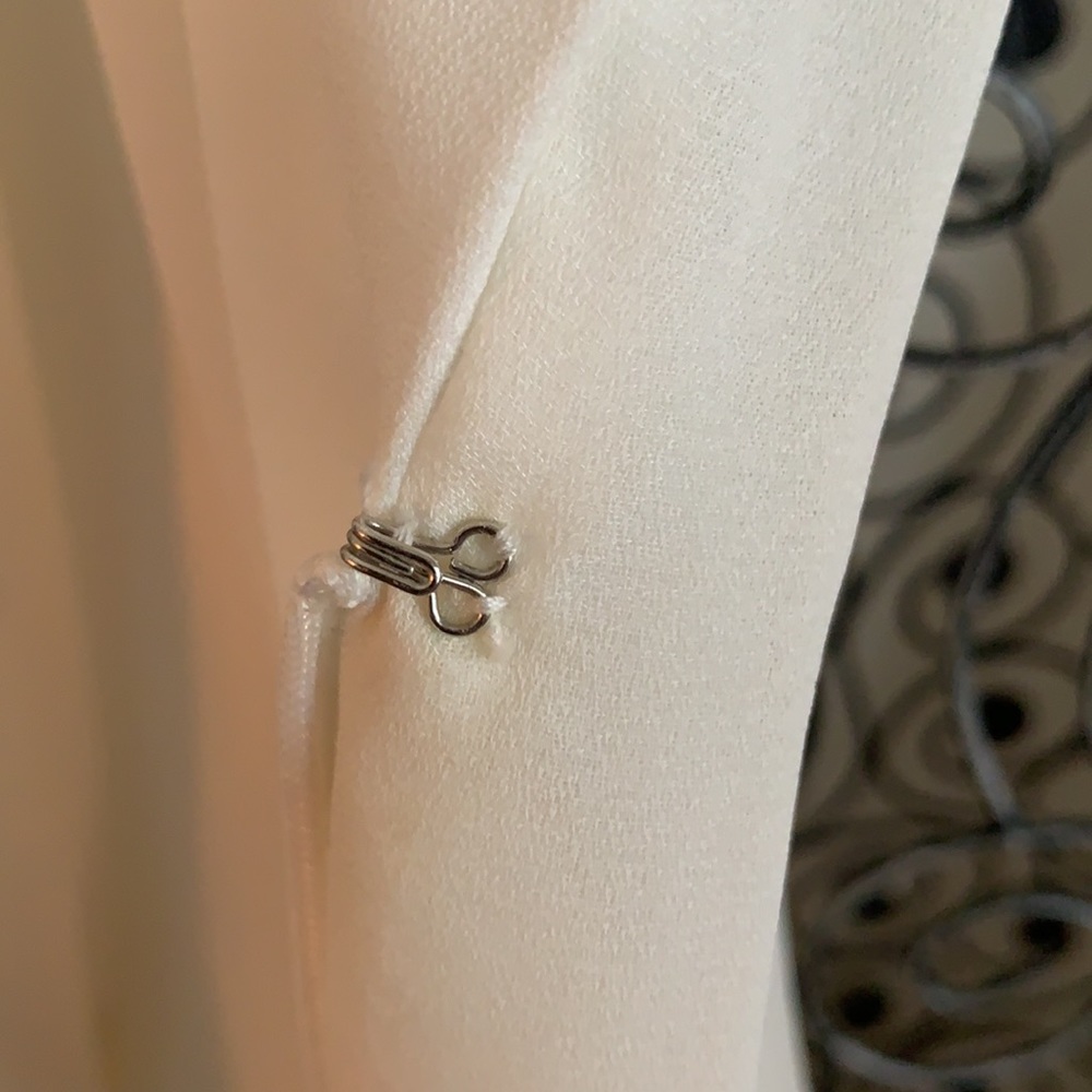 Never worn - Picture 10 of 11
